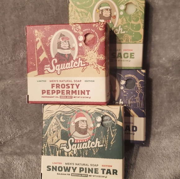 *Limited Edition* Dr. Squatch Soap Bundle (4 Pack) - Picture 4 of 5